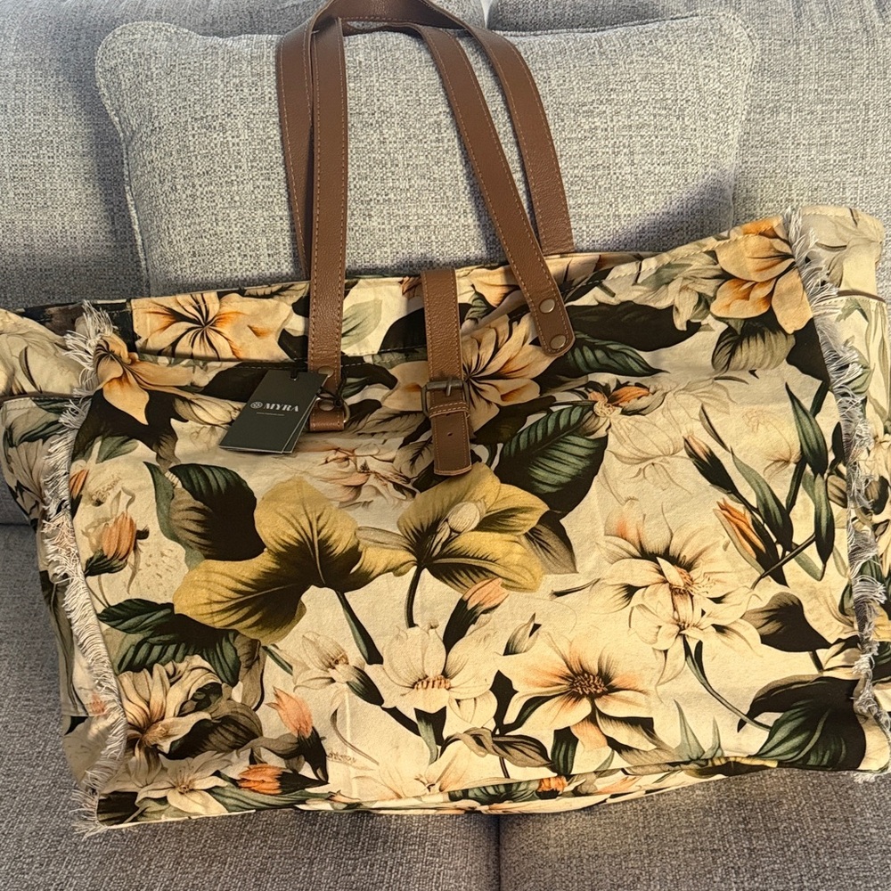 Myra Lovely Weekender Bag
